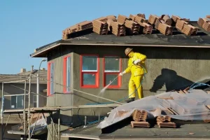 Stucco Contractor doing Exterior Stucco Cleaning